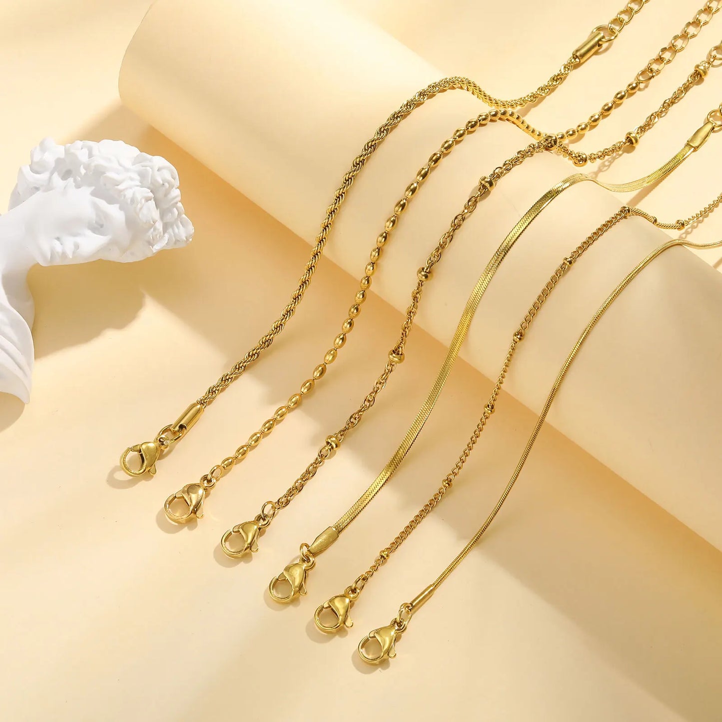 18K Gold Plated Thin Link Stainless Steel Bracelet - Waterproof & Trendy