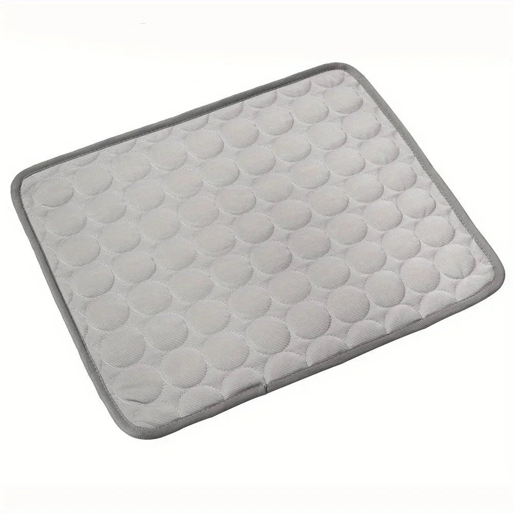 Summer Pet Ice Pad Cool Sleeping Mat Breathable Ice Silk Washable Pet Bed Durable Dog Cat Cushion Pet Supplies for Home Outdoor
