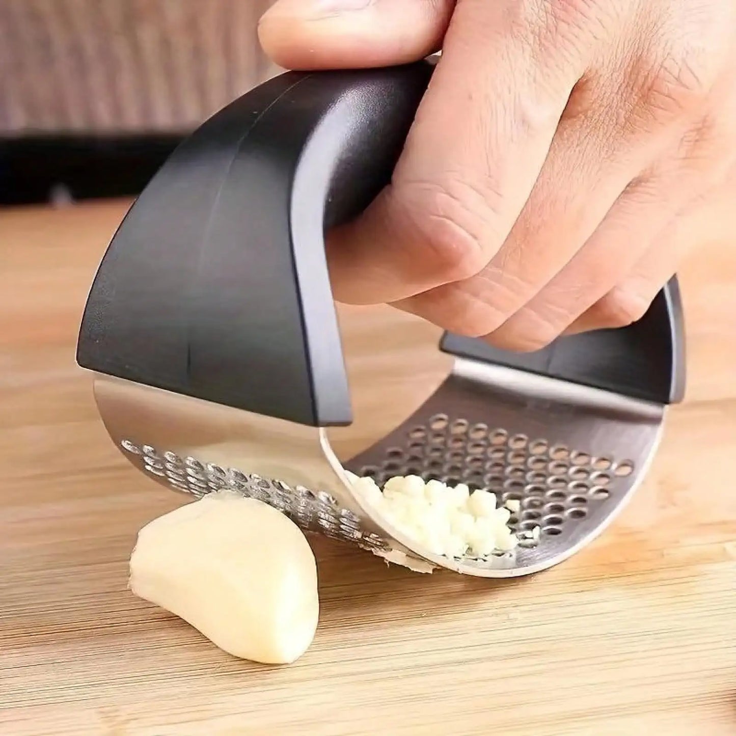 Garlic Press, Stainless Steel Garlic Press, Rocker Metal Garlic Mincer, Washable Garlic Crusher, Kitchen Garlic Chopper, Garlic Masher, Kitchen Stuff, Kitchen Gadgets, Apartment Essentials, College Dorm Essentials Kitchen Acc