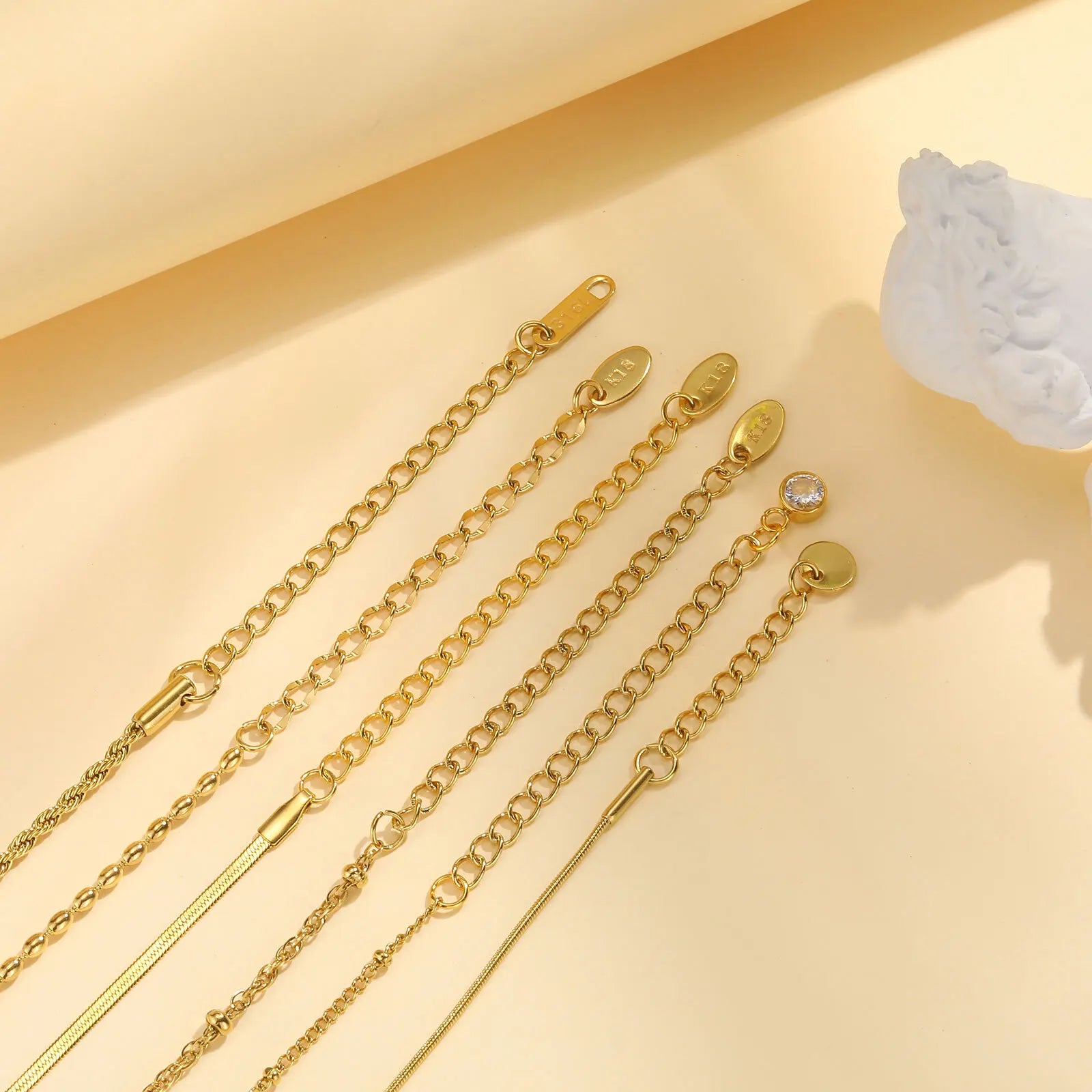 18K Gold Plated Thin Link Stainless Steel Bracelet - Waterproof & Trendy