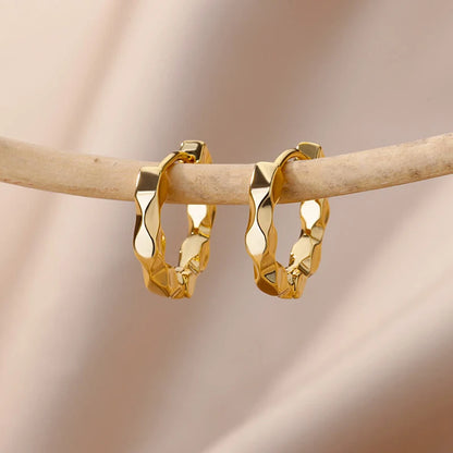 Gold Plated Stainless Steel Geometric Claw Earrings - Starfish & Heart Studs for Women, Waterproof Fashion Jewelry Gift
