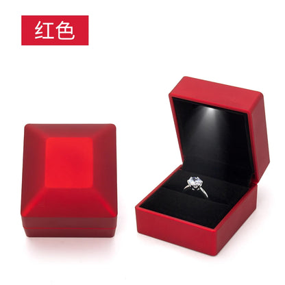 LED Illuminated Ring Box – Premium Spray-Finish Jewelry Display Case for Luxury Rings
