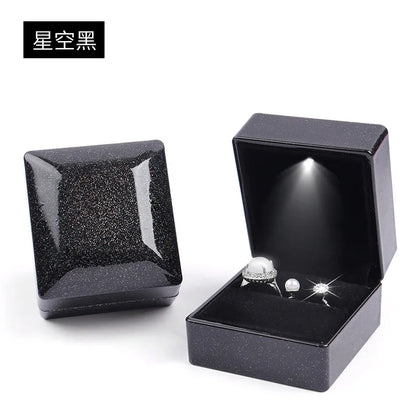 LED Illuminated Ring Box – Premium Spray-Finish Jewelry Display Case for Luxury Rings