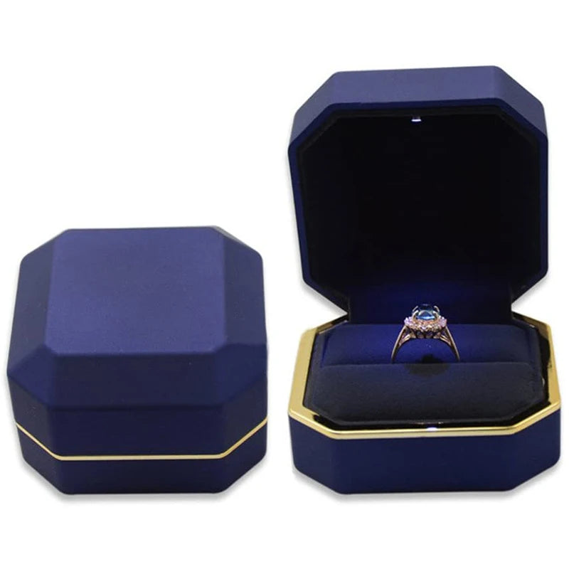 LED Jewelry Ring Box – Luxury Velvet Pendant & Necklace Display with Light for Proposal & Engagement