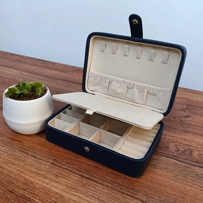 New Leather Portable Jewelry Box – Double Layer, Holds 68 Earrings