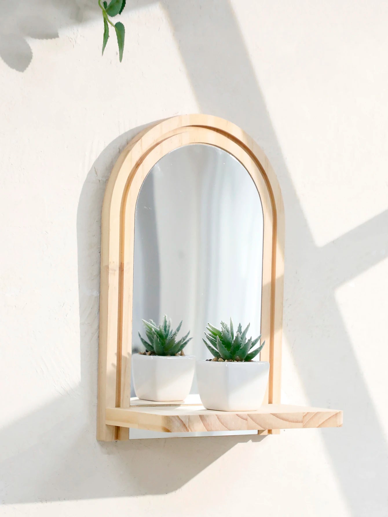 1Pc Boho Style Wooden Wall Shelves - Geometric Wall Mounted Shelves, Natural Wood Finish, Modern Home Decor, Plant Decorative