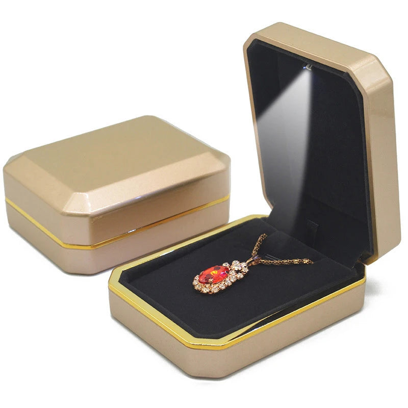 LED Jewelry Ring Box – Luxury Velvet Pendant & Necklace Display with Light for Proposal & Engagement
