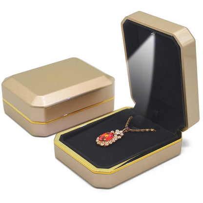 LED Jewelry Ring Box – Luxury Velvet Pendant & Necklace Display with Light for Proposal & Engagement