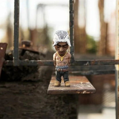 Fashion Tupac Rapper Figure Hip Hop Star Guy Pac Snoop Dogg Figurine Cool Stuff Figures Collection Model Creative Statue