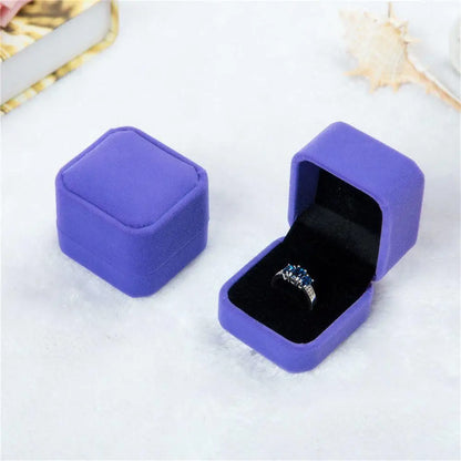 Vintage Double Slots Ring Jewelry Box – PU Leather Storage Case for Wedding, Engagement, & Gift