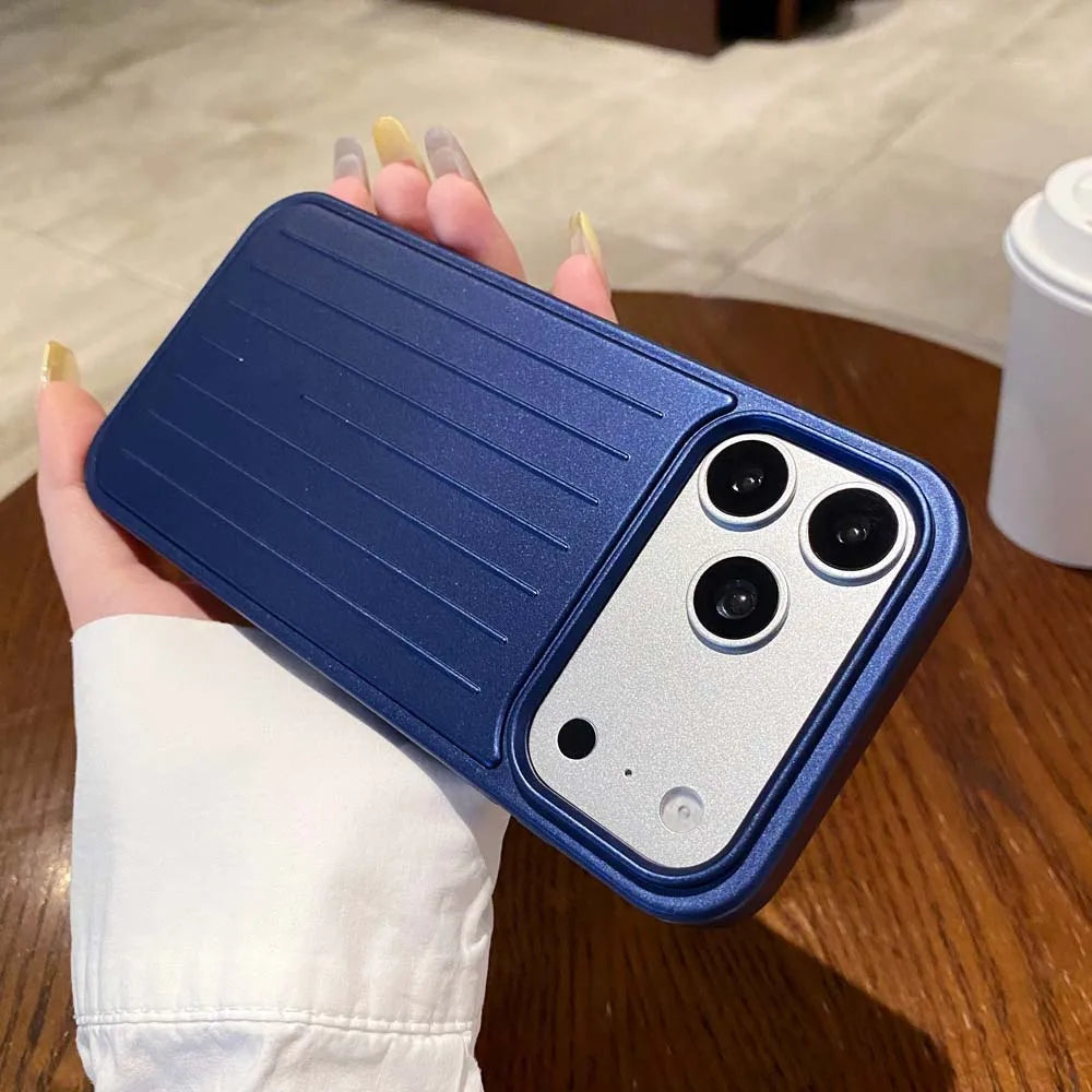 Q5 Aluminum Alloy Phone Cases For iPhone 17 16 15 14 Pro Max 3D Corrugated Stripe Back Luxury Bussiness Luggage Cover