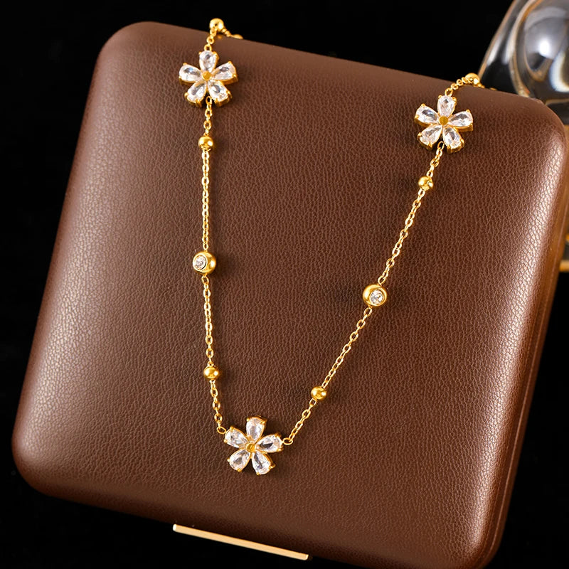 GANEMLY Clover Flower Zircon Necklace – 316L Stainless Steel Waterproof
