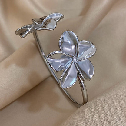 Greatera Stainless Steel Double Flower Cuff Bracelet – Gold Color Waterproof