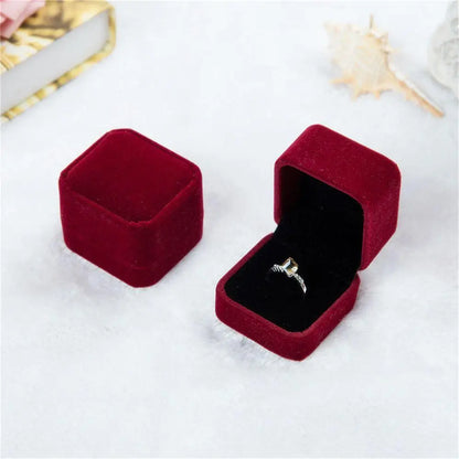 Vintage Double Slots Ring Jewelry Box – PU Leather Storage Case for Wedding, Engagement, & Gift