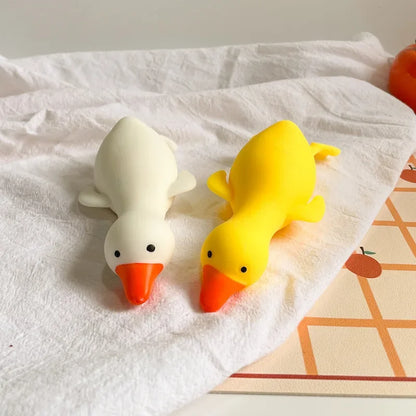Kawaii Duck Squeeze Toy – Stress Relief Decompression Toy