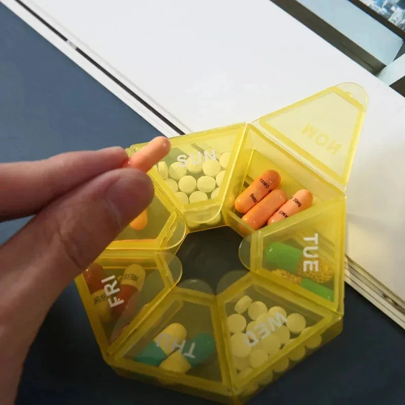 1/2/3Pcs A Week 7 Corners Pill Box Round 7 Boxes For One Week Small Pill Box Mini 7 Days Portable Points Medicine Jewelry Box