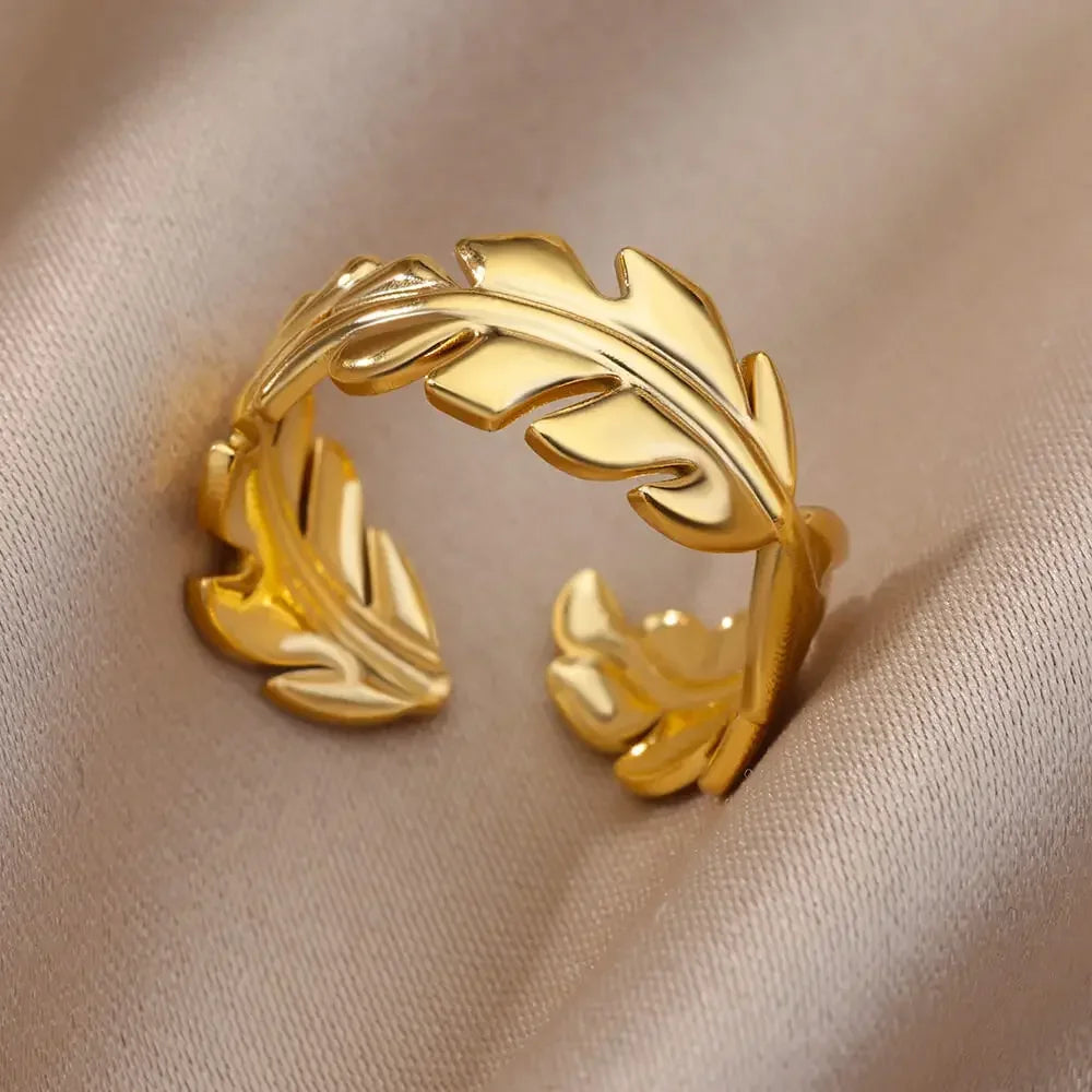 Stainless Steel Heart Ring for Women – 18K Gold Plated, Zircon Inlay, Vintage Waterproof Wedding Jewelry Gift