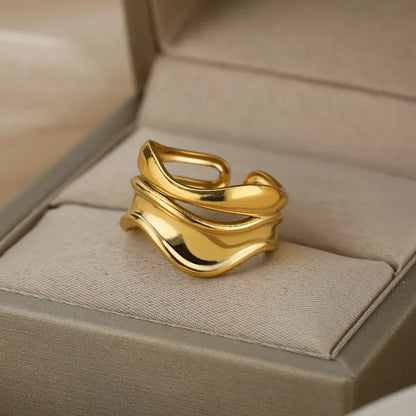 Stainless Steel Heart Ring for Women – 18K Gold Plated, Zircon Inlay, Vintage Waterproof Wedding Jewelry Gift