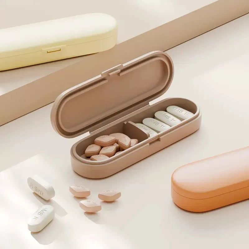 Ultra mini portable medicine box, magnetic suction drug dispensing box, portable special small medicine box, sealed and light