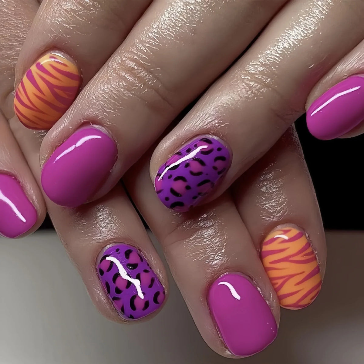 Short Long Press On Nails Leopard Black Purple Blue Glossy Glitter French Tips Self Adhesive Reusable False Nails For Women Girls Daily Manicure