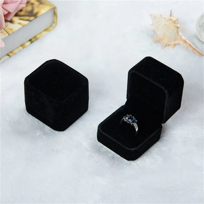 Vintage Double Slots Ring Jewelry Box – PU Leather Storage Case for Wedding, Engagement, & Gift