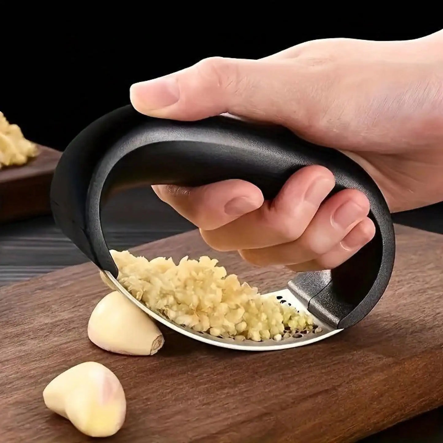 Garlic Press, Stainless Steel Garlic Press, Rocker Metal Garlic Mincer, Washable Garlic Crusher, Kitchen Garlic Chopper, Garlic Masher, Kitchen Stuff, Kitchen Gadgets, Apartment Essentials, College Dorm Essentials Kitchen Acc