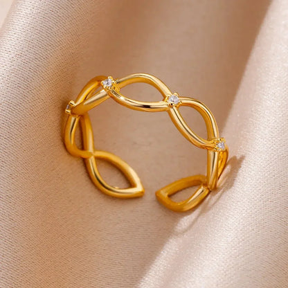 Stainless Steel Heart Ring for Women – 18K Gold Plated, Zircon Inlay, Vintage Waterproof Wedding Jewelry Gift