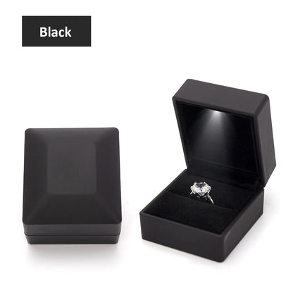 LED Jewelry Ring Box – Luxury Velvet Pendant & Necklace Display with Light for Proposal & Engagement