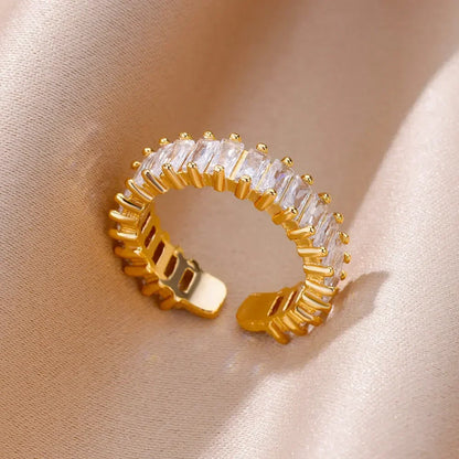 Stainless Steel Heart Ring for Women – 18K Gold Plated, Zircon Inlay, Vintage Waterproof Wedding Jewelry Gift