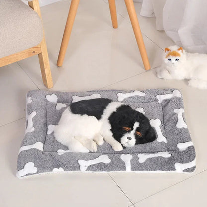 Double-Sided Plush Pet Sleeping Mat for Cats and Dogs