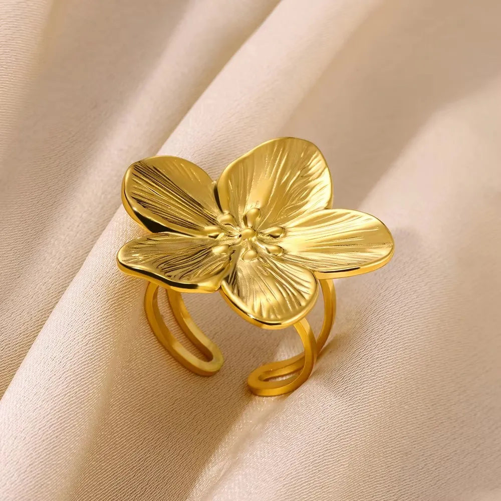 Stainless Steel Heart Ring for Women – 18K Gold Plated, Zircon Inlay, Vintage Waterproof Wedding Jewelry Gift
