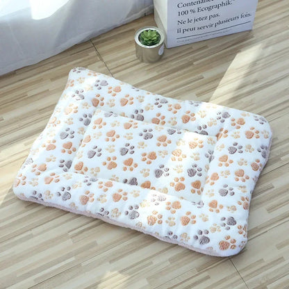 Double-Sided Plush Pet Sleeping Mat for Cats and Dogs