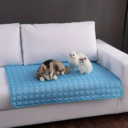 Summer Pet Ice Pad Cool Sleeping Mat Breathable Ice Silk Washable Pet Bed Durable Dog Cat Cushion Pet Supplies for Home Outdoor