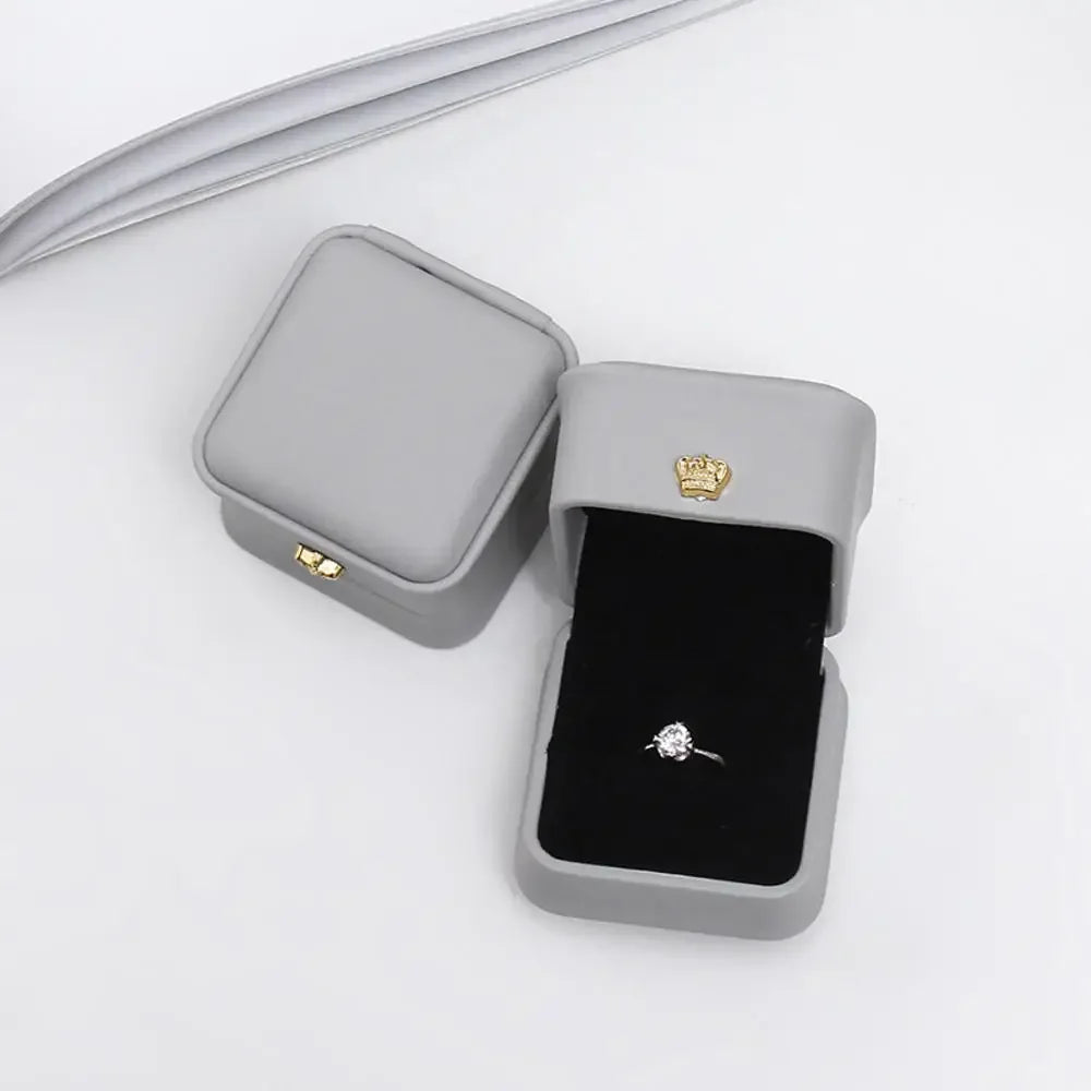 Vintage Double Slots Ring Jewelry Box – PU Leather Storage Case for Wedding, Engagement, & Gift