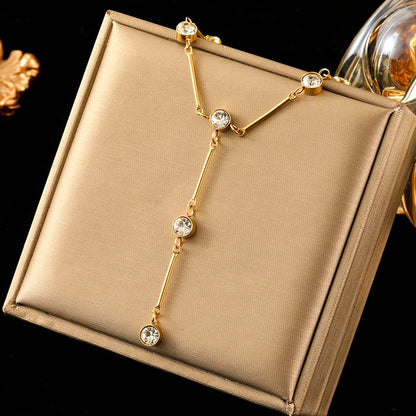 GANEMLY Clover Flower Zircon Necklace – 316L Stainless Steel Waterproof