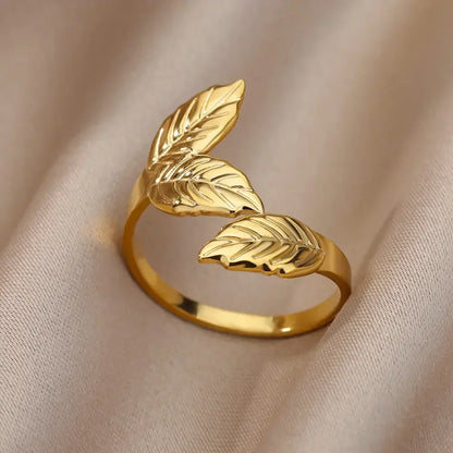 Stainless Steel Heart Ring for Women – 18K Gold Plated, Zircon Inlay, Vintage Waterproof Wedding Jewelry Gift