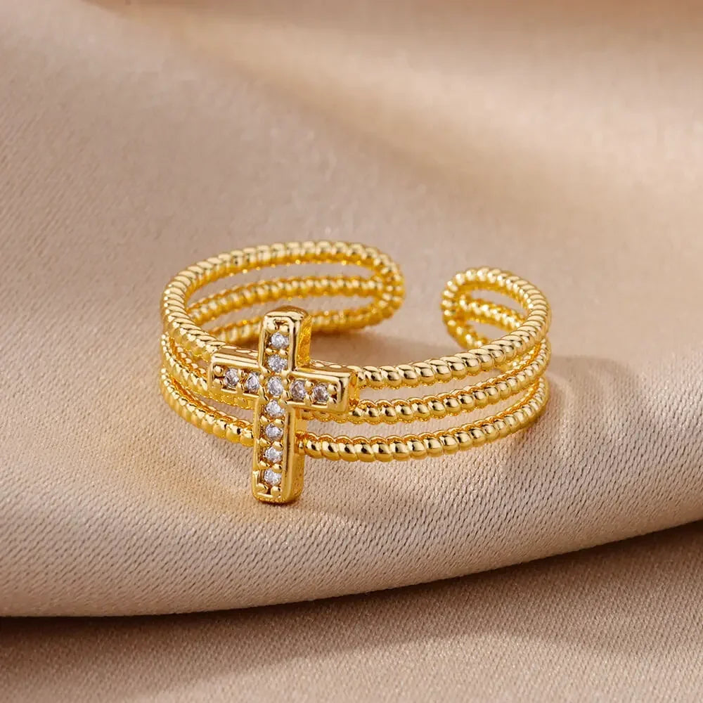 Stainless Steel Heart Ring for Women – 18K Gold Plated, Zircon Inlay, Vintage Waterproof Wedding Jewelry Gift