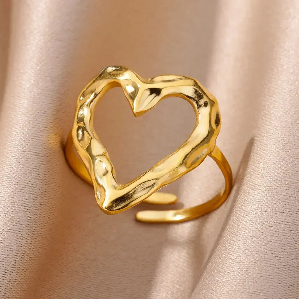 Stainless Steel Heart Ring for Women – 18K Gold Plated, Zircon Inlay, Vintage Waterproof Wedding Jewelry Gift